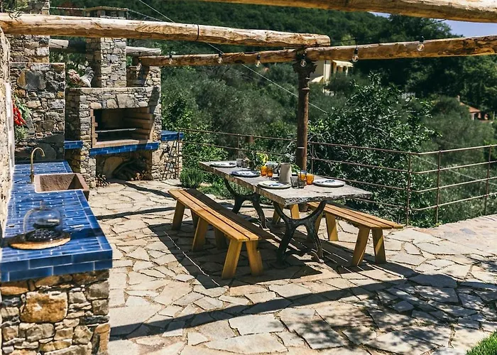 Vila Bluvari' Charming House *