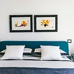 Bluvari' Charming House Алассио