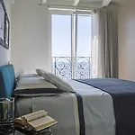 Bluvari' Charming House Вилла *