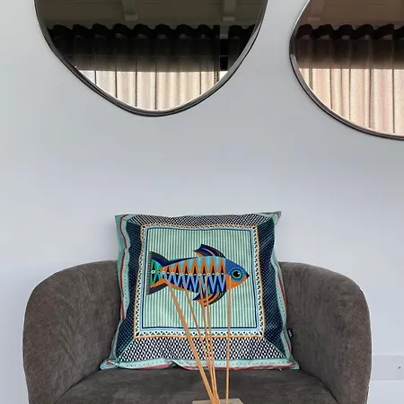 Bluvari' Charming House Villa *